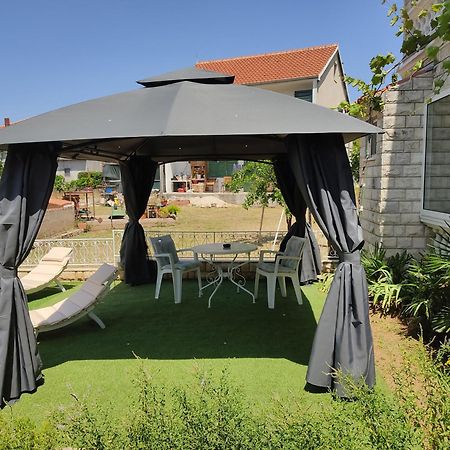 Apartments Milka Vodice Luaran gambar