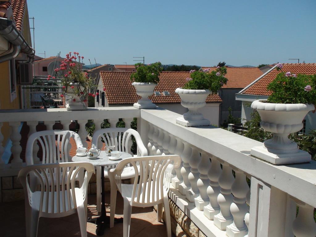 Apartments Milka Vodice Bilik gambar