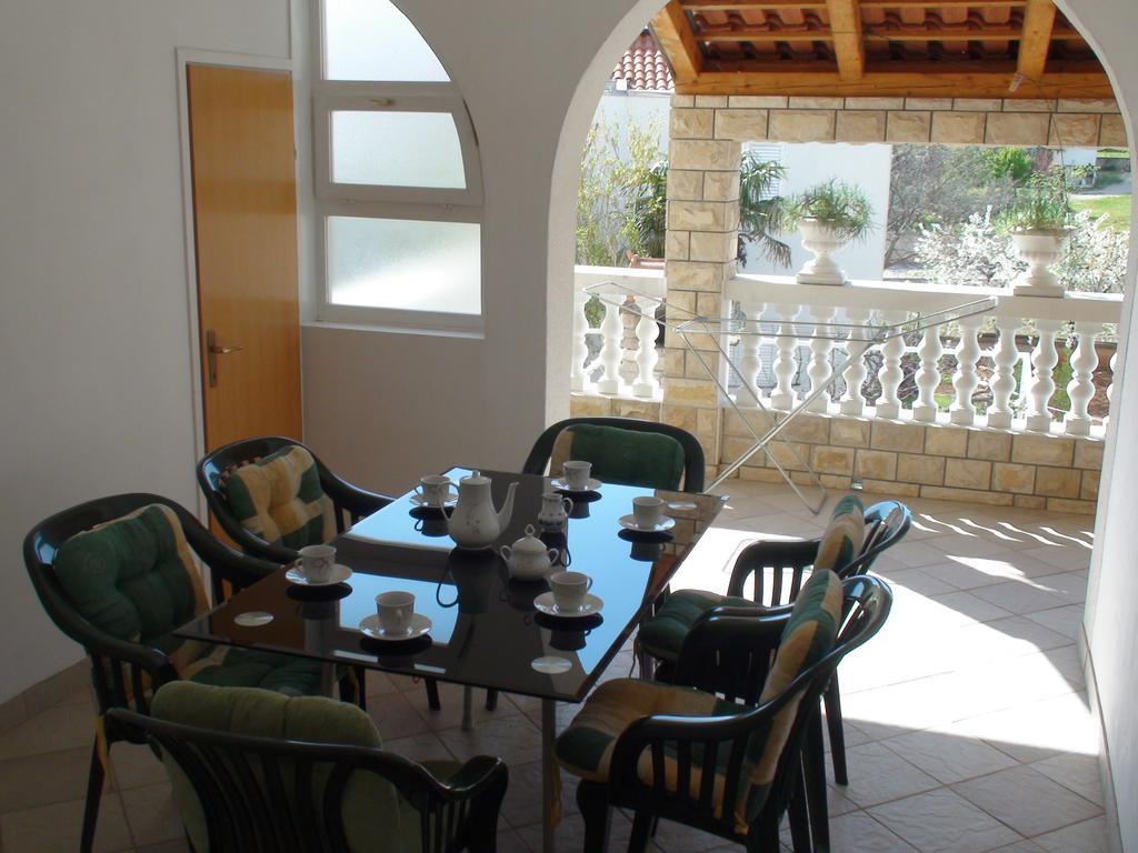 Apartments Milka Vodice Bilik gambar