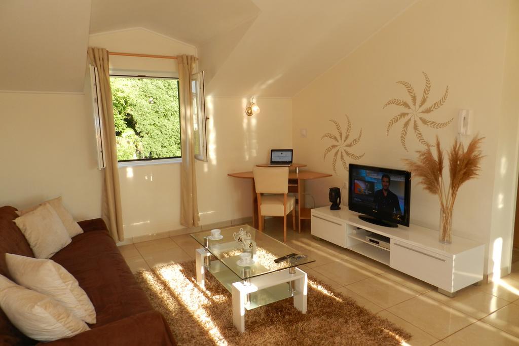 Apartments Milka Vodice Bilik gambar