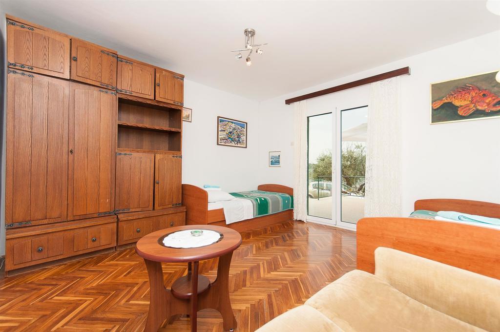 Apartments Milka Vodice Luaran gambar