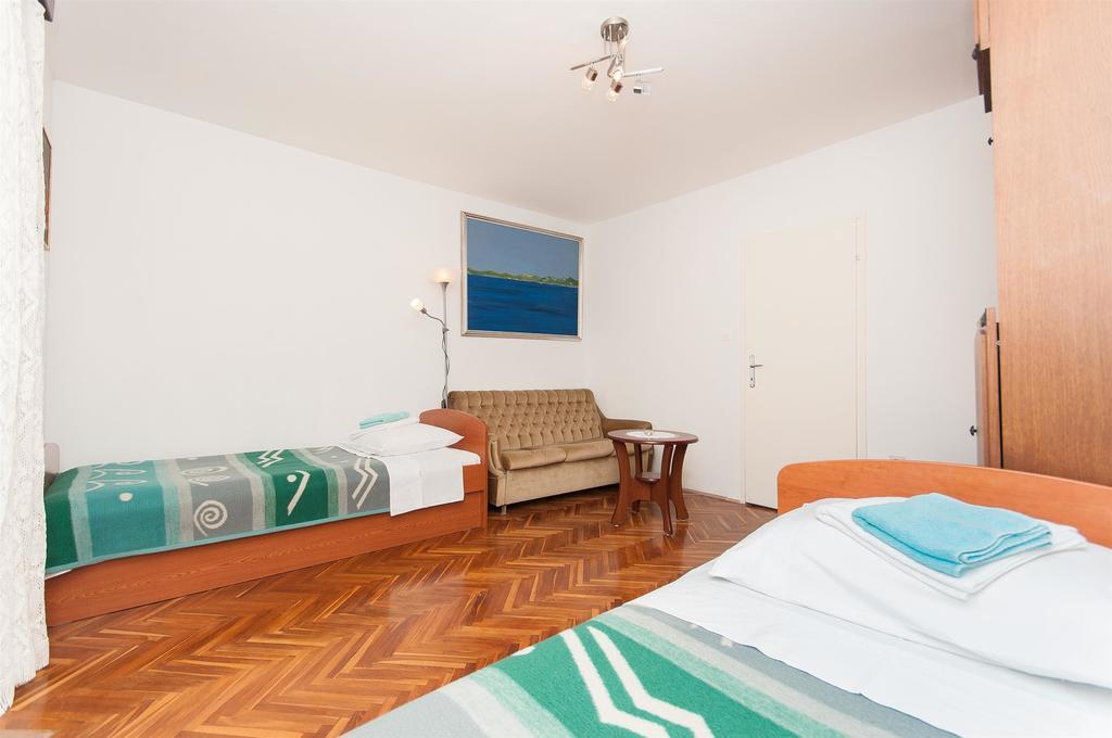 Apartments Milka Vodice Luaran gambar